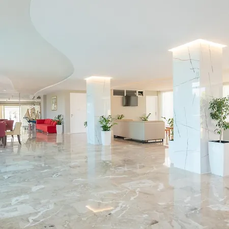 Costa Angela Seaside ホテル