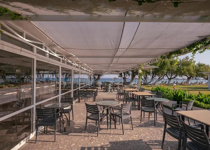 Costa Angela Seaside Resort 3*