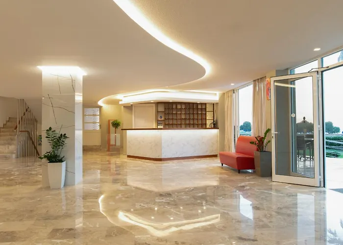 Costa Angela Seaside Hotel