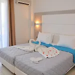 Costa Angela Seaside فندق 3*